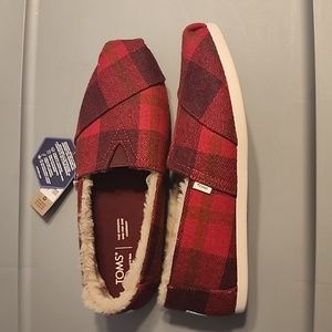 NEW TOMS Alpargata Red Cozy Plaid w/Faux Fur sz 9.5